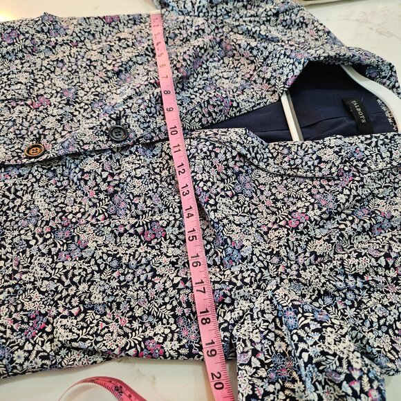 Talbots Blazer Jacket Size Medium Ditsy Floral Blue Pink Cottagecore - Picture 9 of 10